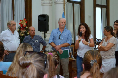 Merquel se reunió con los trabajadores de la empresa DASS