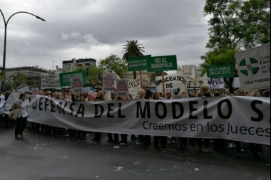El massismo le pidió a Vidal que no vete el freno a Farmacity