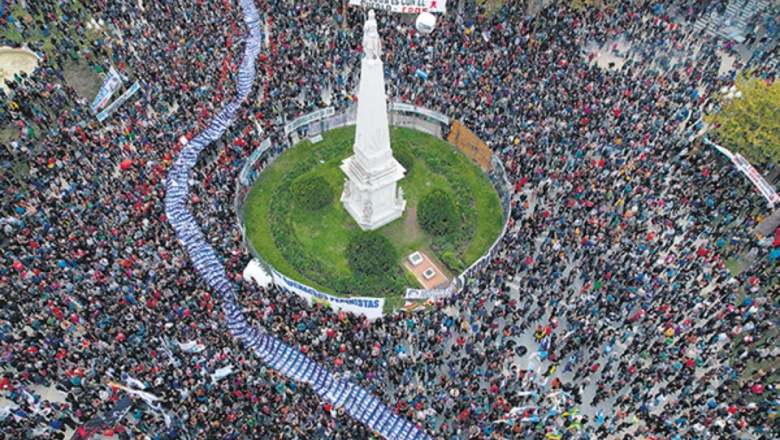 Día de la Memoria: actos y marchas en Plaza de Mayo