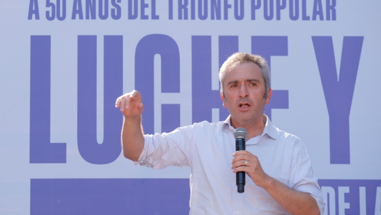 Larroque consideró que la "proscripción" de Cristina Fernández se rompe con "movilización popular"