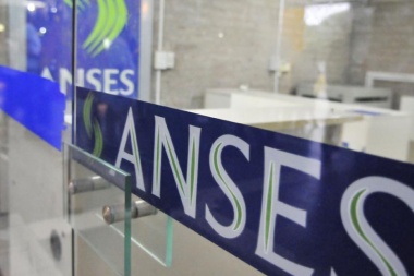 La Defensoría del Pueblo quiere saber si el gobierno utilizó datos de la Anses para su campaña