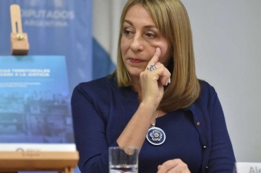 Ercolini procesó a Gils Carbó por administración fraudulenta