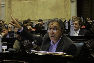 Pitrola ratificó que votarán el desafuero de De Vido "ante el pedido de un juez"
