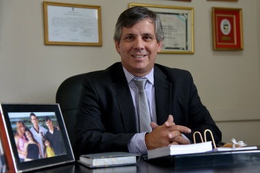 Britos cierra la paritaria por encima del 20% y con cláusula gatillo