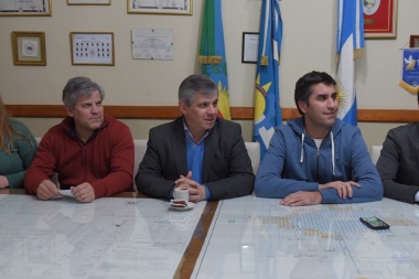 Mosca sumó el apoyo de los intendentes de la Cuarta al reclamo de Vidal