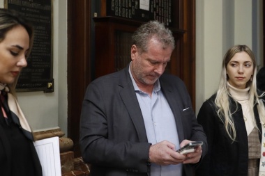 Atentado a la Vicepresidenta: la querella reclama secuestrar el celular de Gerardo Milman