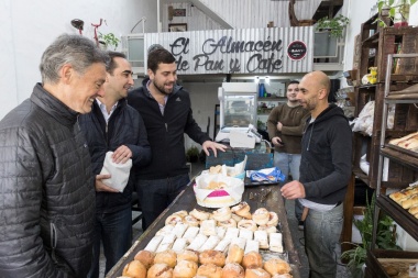 Lucas Delfino recorrió Villa Tesei con Francisco Cabrera y Ramiro Tagliaferro