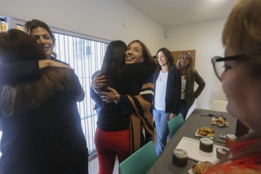 En el Día de la Mujer, Vidal visitó un Hogar de Protección Integral en Moreno