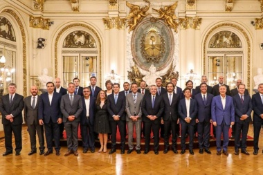 Los gobernadores respaldaron el acuerdo con el FMI