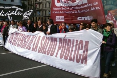 Trabajadores profesionales y técnicos de Salud paran a nivel nacional