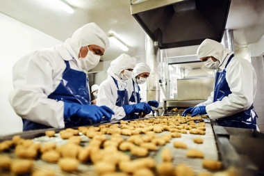 Los salarios perdieron casi 5 puntos contra de la inflación de noviembre