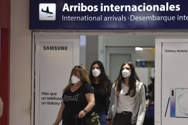 Los argentinos y residentes deberán presentar un PCR negativo para ingresar al país