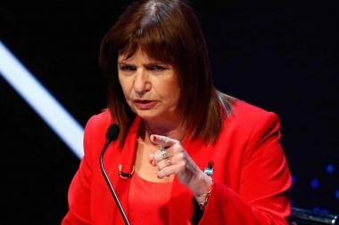 Bullrich se autocalifica con un "9" en el debate