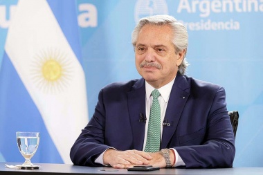 El Presidente presenta el nuevo DNI para personas no binarias