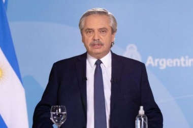 El Presidente anuncia la ampliación de becas a estudiantes universitarios