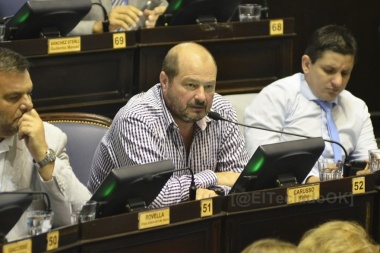 Cuatro diputados rompen con Cambiemos y arman su propio bloque