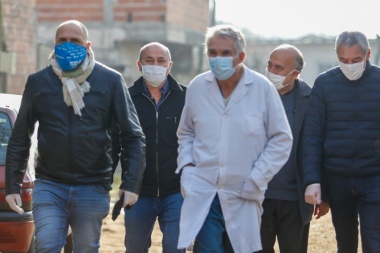 Secco decidió no aislar el barrio José Luis Cabezas