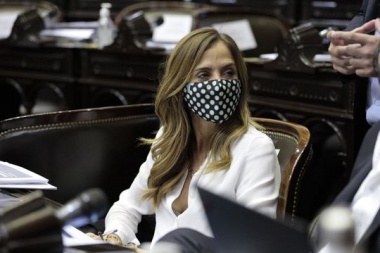 Victoria Tolosa Paz: “La causa penal por la deuda que tomó Macri sigue vigente”