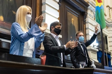 Axel Kicillof prepara el discurso inicial de la Asamblea Legislativa