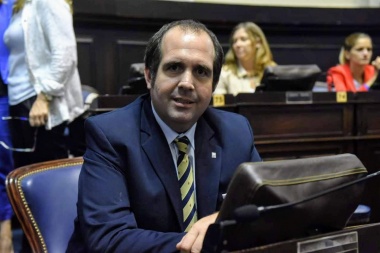 Luciano Bugallo contra las reelecciones indefinidas: “Nos separa un abismo”