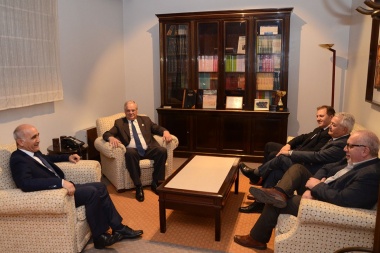 El Vicegobernador se reunió con las autoridades del Colegio de Escribanos