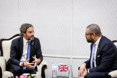 Malvinas: Cafiero comunica a par británico el fin del pacto Foradori-Duncan y pide reunión en la ONU