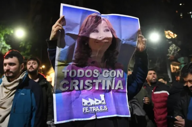 Realizaron una vigilia en apoyo a Cristina Kirchner, a la espera de los fundamentos de la causa Vialidad