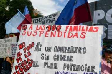 Piqueteros marchan a Desarrollo Social por las bajas del Potenciar Trabajo