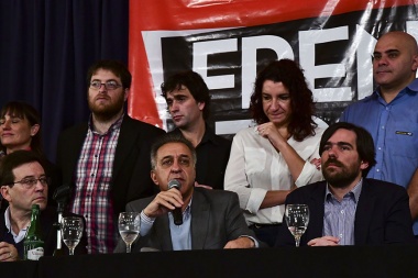 Del Caño y Pitrola los candidatos del Frente de Izquierda