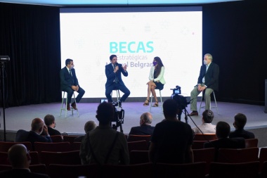 Presentan el Programa Nacional Becas Manuel Belgrano