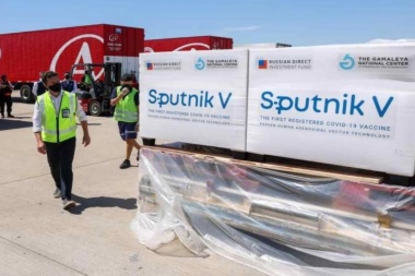 Vacunación, en marcha: 300.000 personas se inscribieron en la Provincia