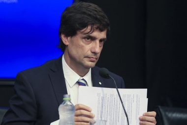 Lacunza admitió que Macri dejará "una herencia que no es deseable"