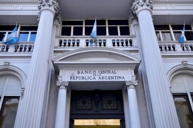 El BCRA aumentó la tasa de interés de los plazos fijos al 53%