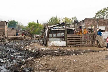Según la UCA, más del 33% de la población es pobre