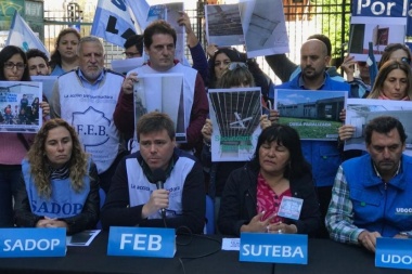 Los gremios docentes bonaerenses pidieron un plan de emergencia edilicia