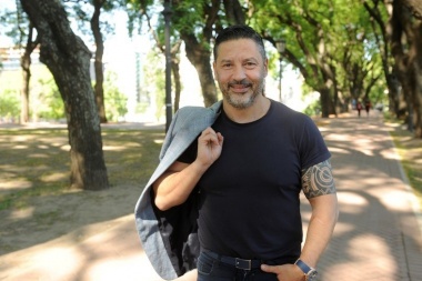 Menéndez: "Por supuesto que me sentaría a hablar con Barrionuevo"