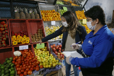El Municipio sancionó a 50 comercios por incumplir con los precios estipulados