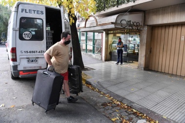 Con estrictos protocolos sanitarios, habilitan el servicio de mudanzas en La Plata