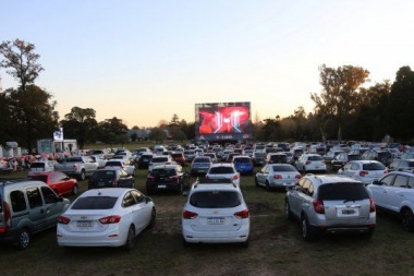 La Municipalidad prepara el primer autoconcierto al aire libre en la República de los Niños