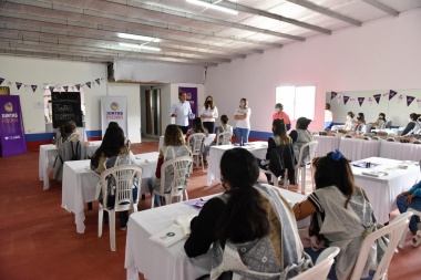 Presentaron el programa "Juntas Podemos"