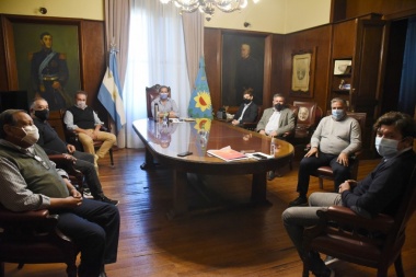Garro se reunió con las empresas de transporte por la situación sanitaria