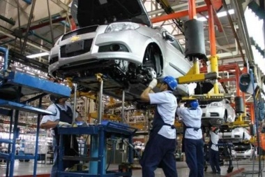 La producción industrial creció 4,8% en enero, tras dos años de contracción