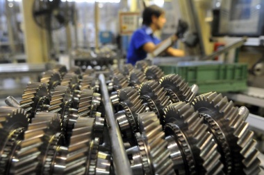 La industria manufacturera registró en julio una suba del 7,6%