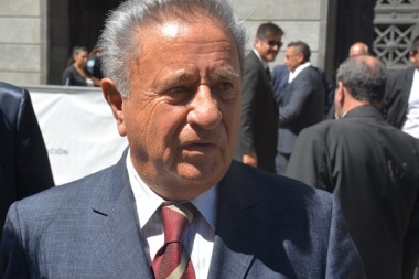 Duhalde insiste con Lavagna como el "candidato indicado" a presidente