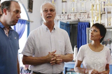 El Gobierno dará una conferencia de prensa luego de haber encontrado 160 mil vacunas vencidas