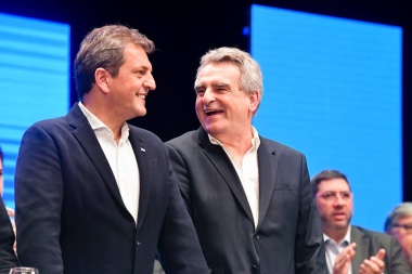 Para Rossi, Massa "va a recuperar la credibilidad de la política" con los anuncios sobre Ganancias