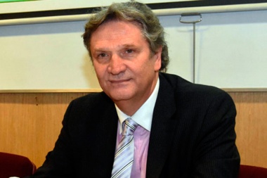 Scervino dijo que es "un poco incomprensible" el pedido de renuncia