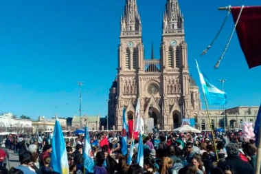 La Iglesia realizará mañana una misa en Luján para ratificar su postura contra el aborto