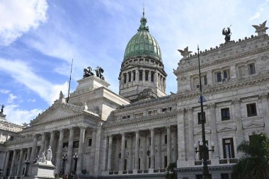 Francos confirmó a Martín Menem en la presidencia de Diputados y a Francisco Paoltroni en el Senado