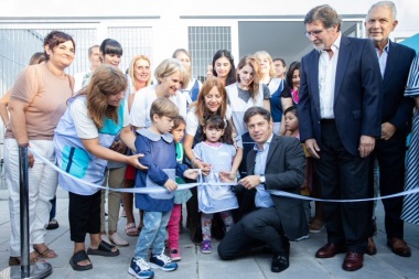 Kicillof destacó que por cuarto año consecutivo las clases "empiezan en tiempo y forma"